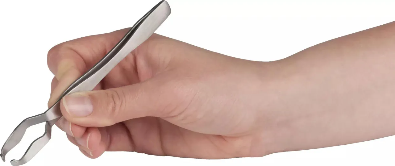 precyzyjna pęseta do usuwania kleszczy