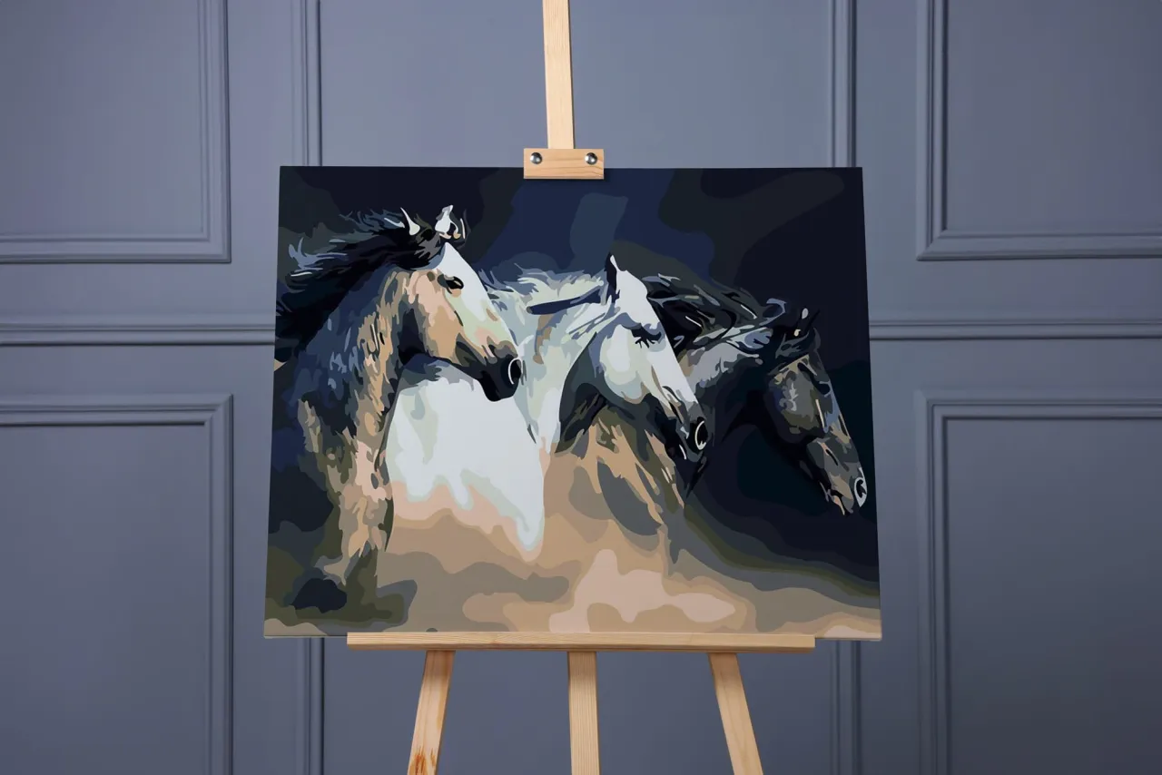 bezpieczne malowanie konia farbami holi