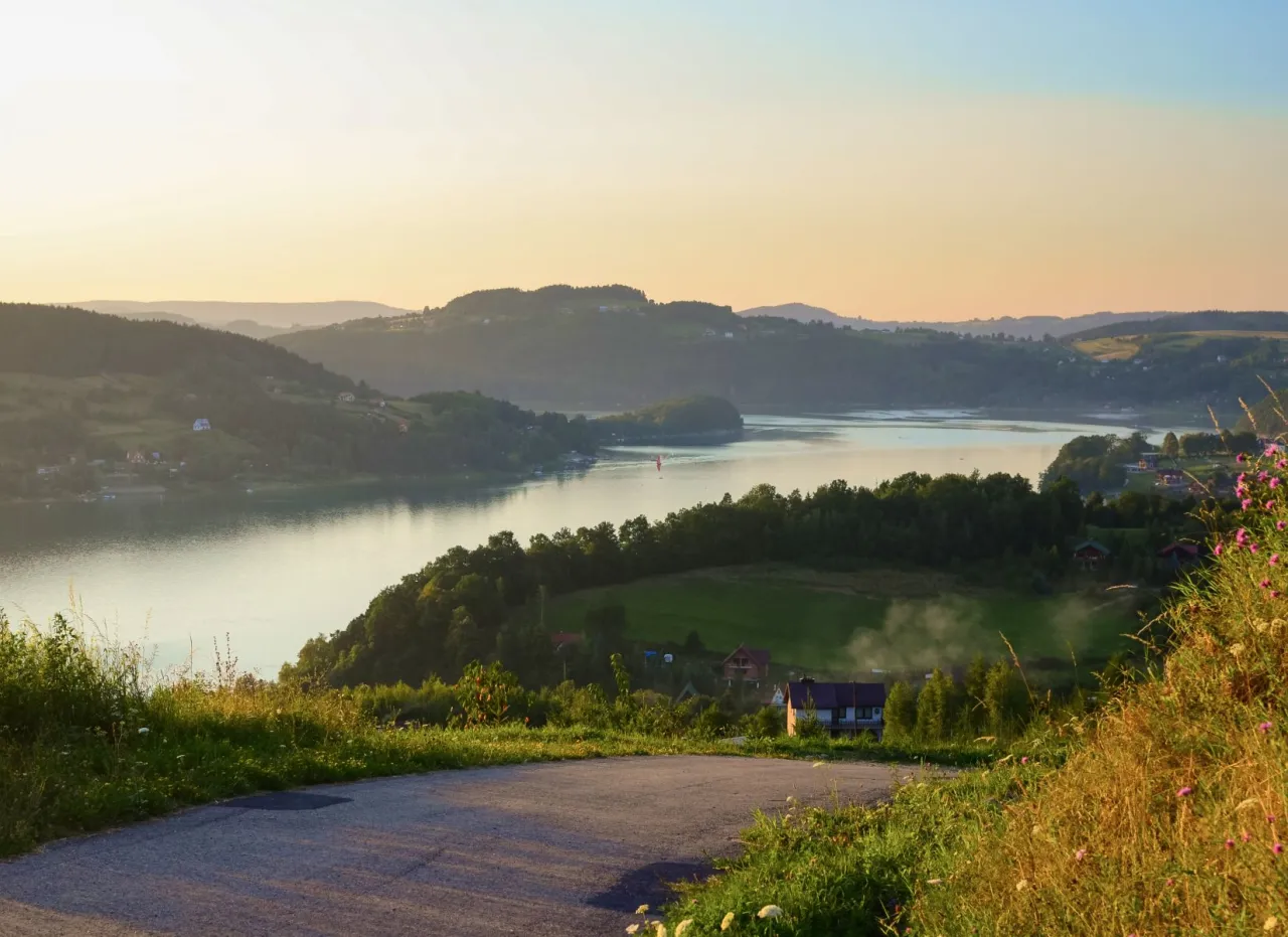 Panorama gór widocznych z Gródka nad Dunajcem