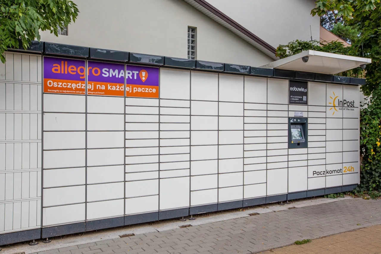 Wymagania techniczne lokalizacji paczkomatu