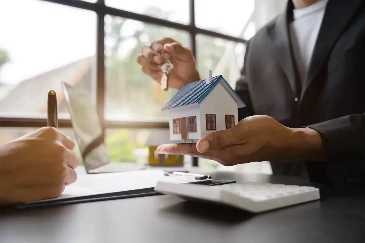 Negocjacje z deweloperem, umowa deweloperska, klucze do mieszkania