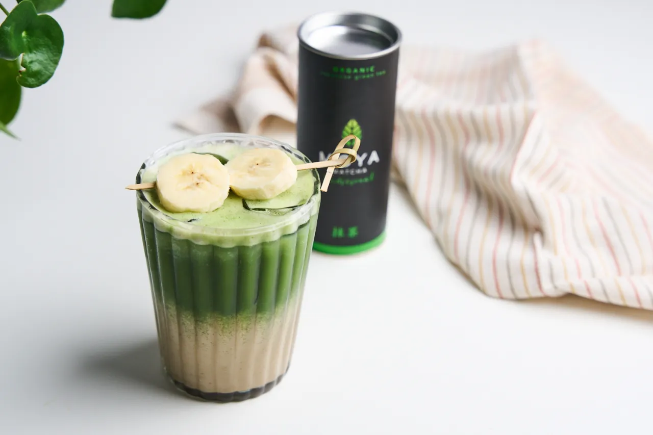 Matcha latte with different milks