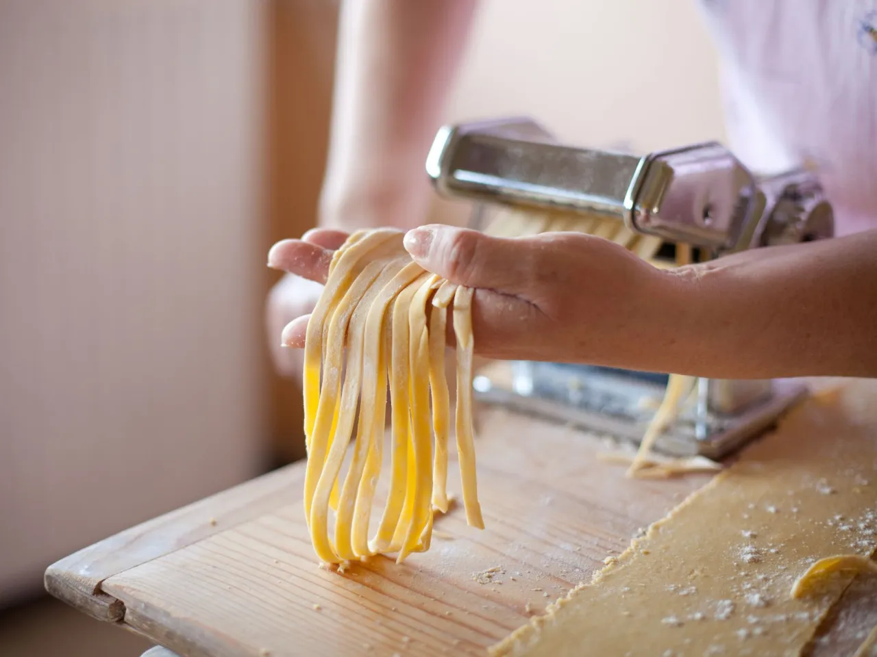 Zutaten und Werkzeuge Nudeln selber machen