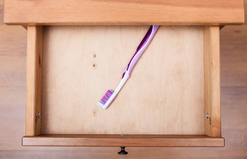 higieniczne przechowywanie szczoteczki do zębów porównanie