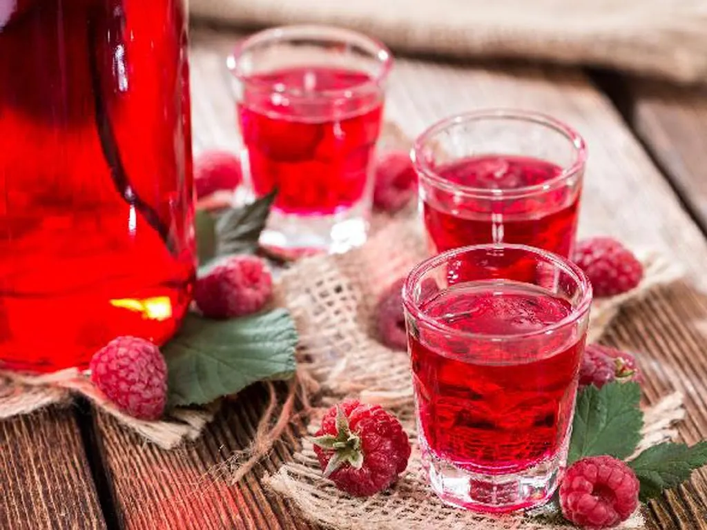 maliny spirytus cukier składniki nalewka