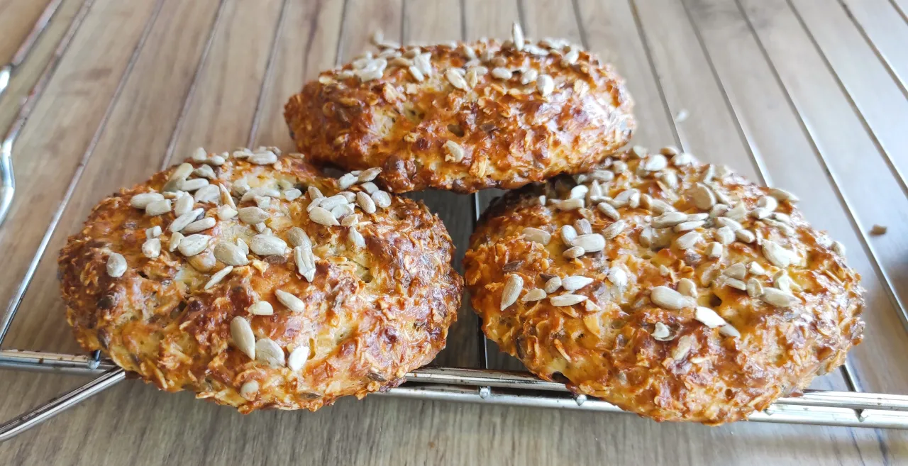 zdrowe śniadanie bułka mleczna alternatywy