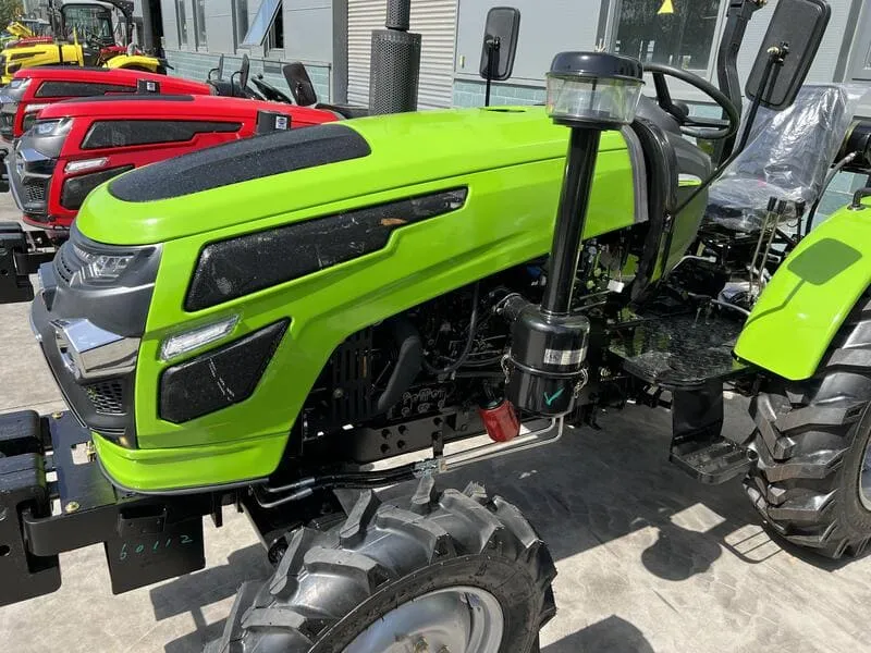 Wytarte pedały ciągnika rolniczego