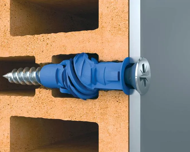 Montaż kołka mechanicznego w pustaku