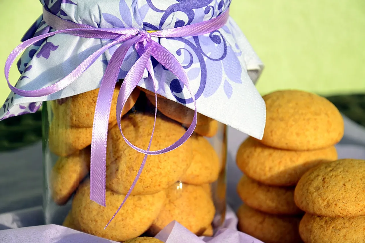 Twarde ciastka miodowe przyczyny