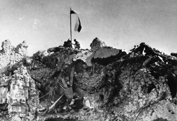 Zdjęcie Kto wygrał bitwę pod Monte Cassino? Poznaj zaskakującą prawdę o tej kluczowej bitwie II wojny światowej