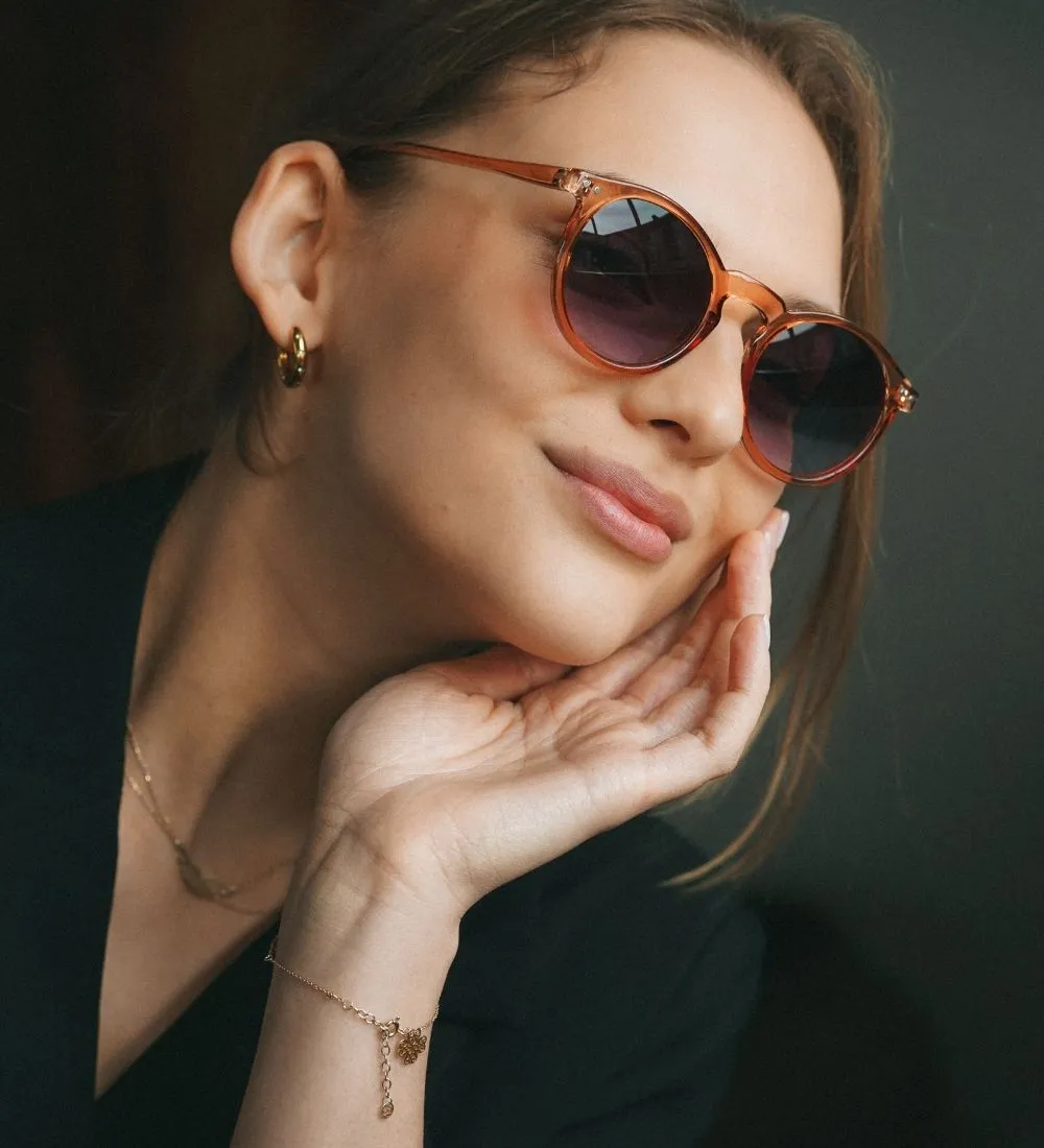 Zdjęcie Jakie oprawki do drobnej twarzy? Odkryj idealne modele dla siebie