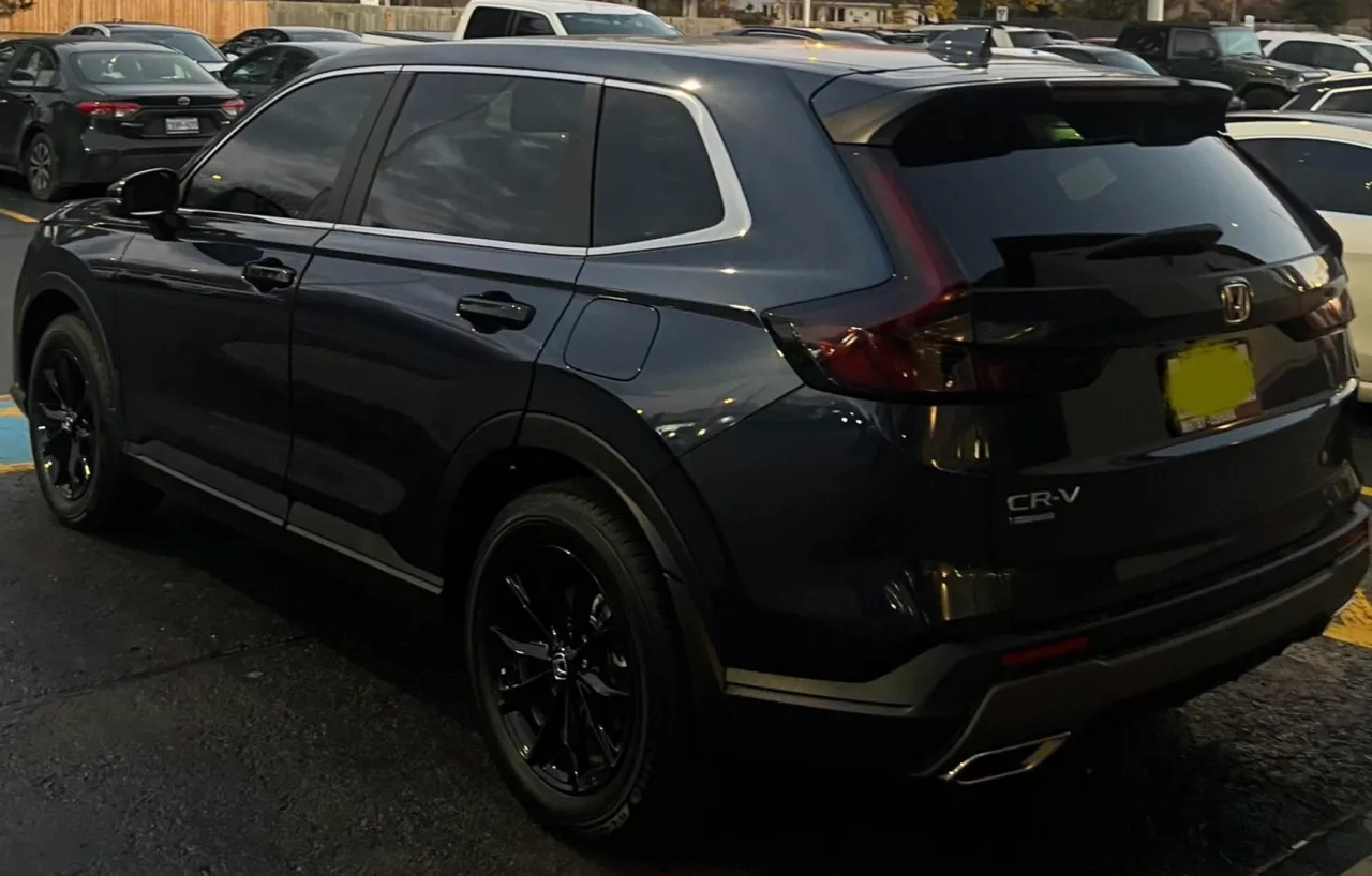 Zdjęcie Jakie opony do Honda CR-V wybrać, aby uniknąć problemów na drodze?