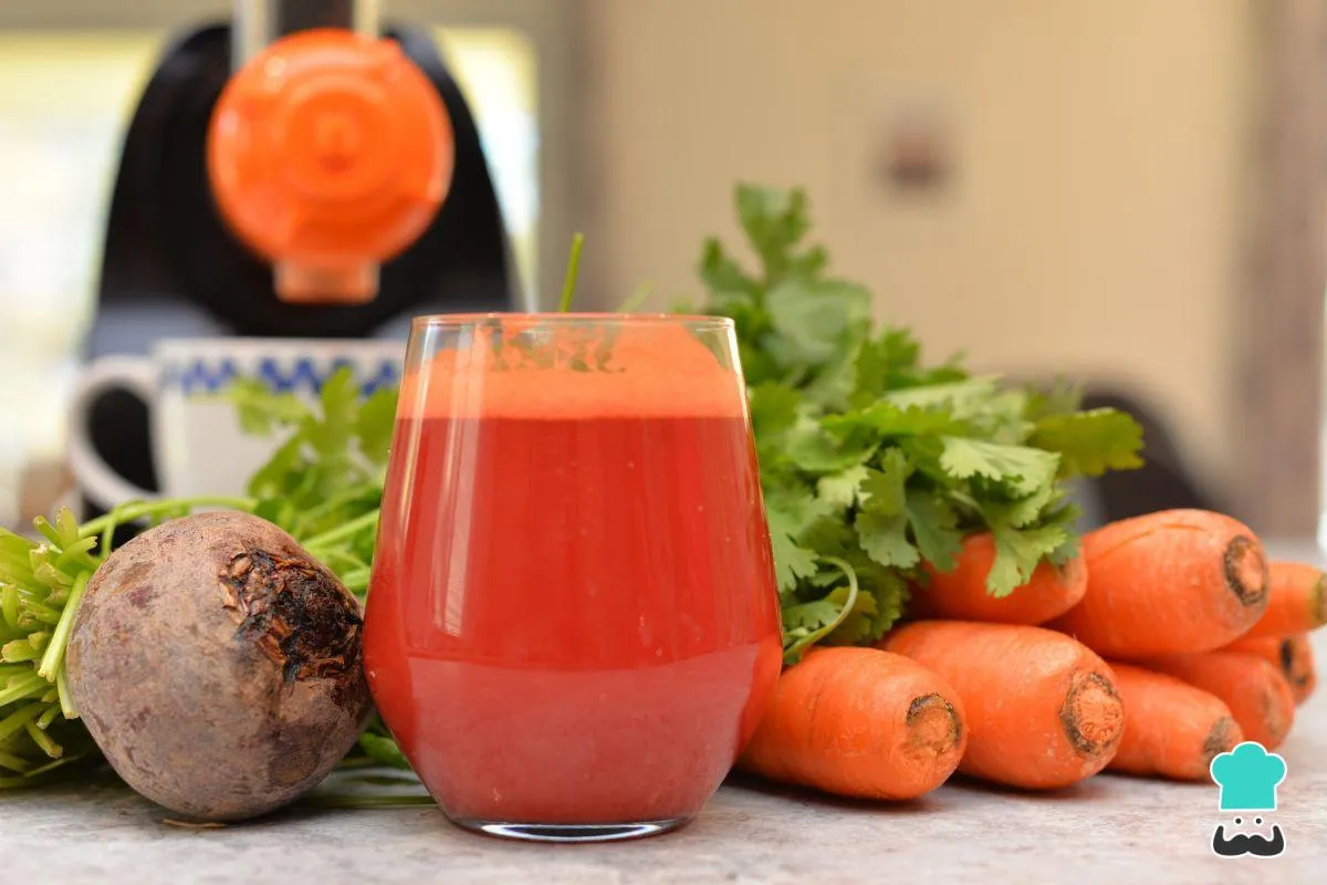 Zdjęcie Batido de remolacha y zanahoria: receta fácil y sus sorprendentes beneficios