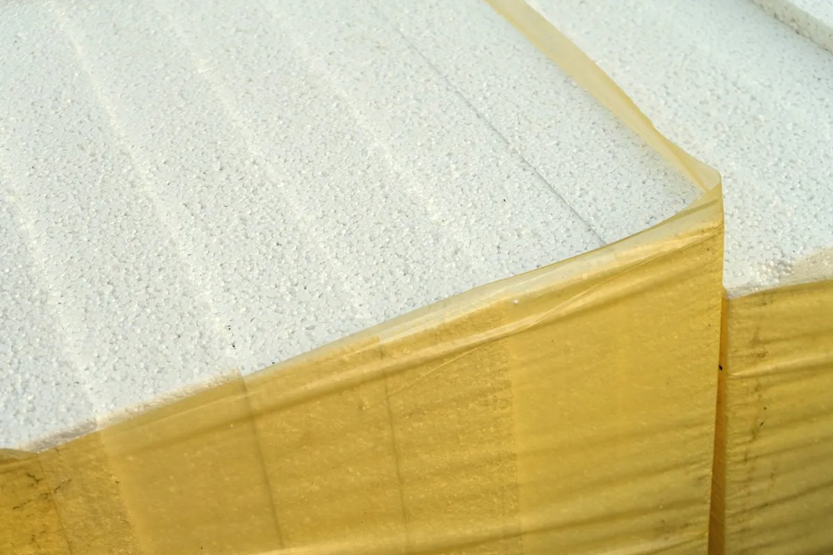 Zdjęcie Jaki styropian na dach płaski? Wybierz najlepszy materiał izolacyjny