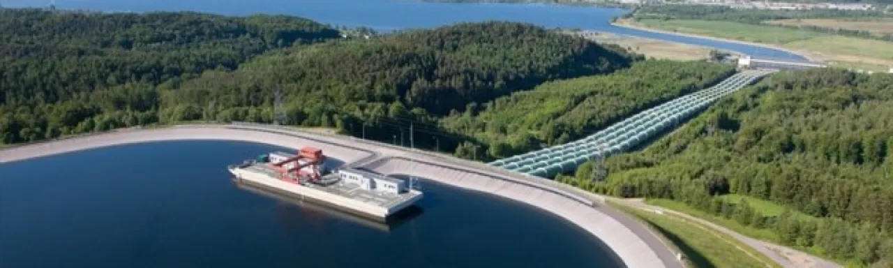 Zdjęcie Jak działa elektrownia szczytowo-pompowa? Zrozum mechanizm energii wody