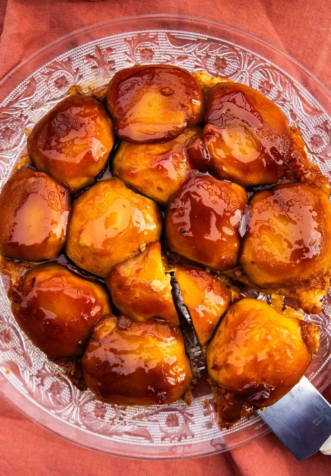 Zdjęcie Tarte Tatin: Odkryj sekrety idealnej francuskiej tarty jabłkowej