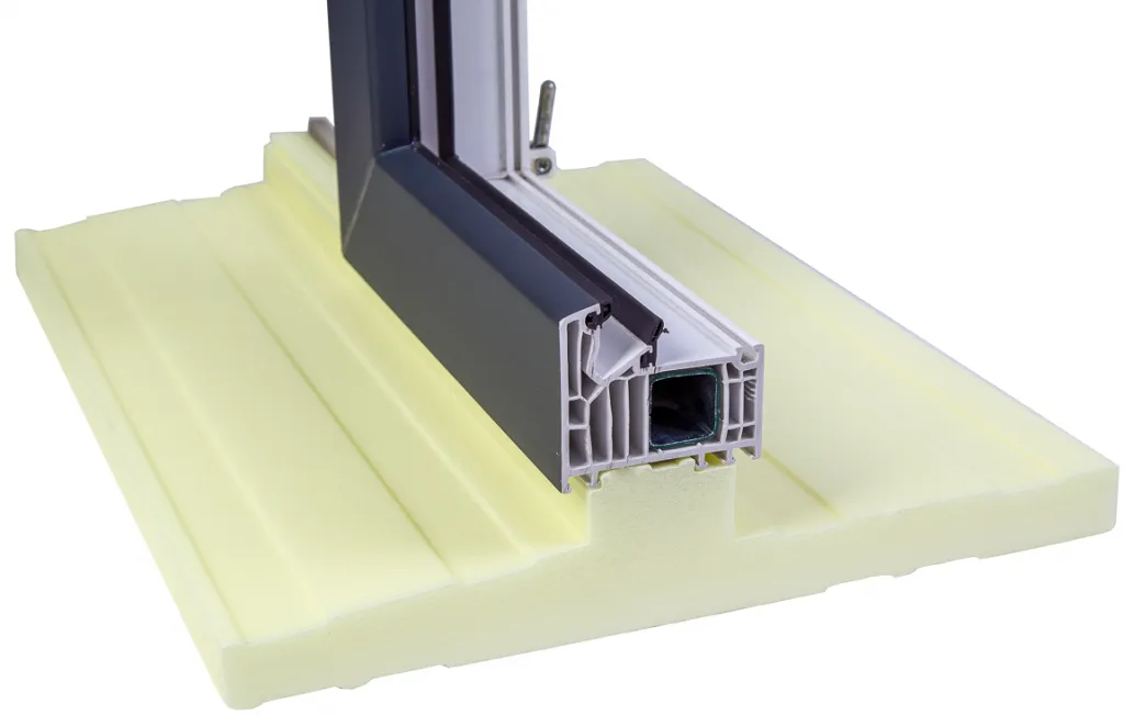 Zdjęcie Czym uszczelnić parapet wewnętrzny, aby uniknąć wilgoci i strat ciepła?