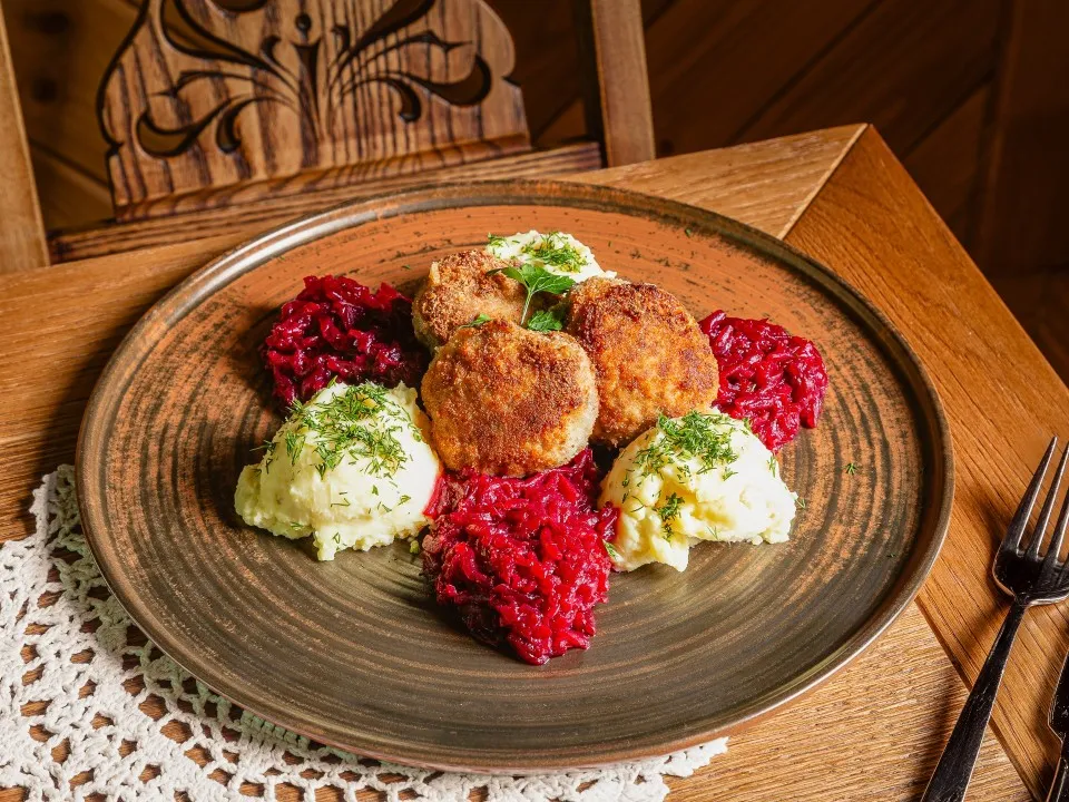 Zdjęcie Kuchnia regionalna Zakopane: Tradycyjne smaki, które musisz spróbować