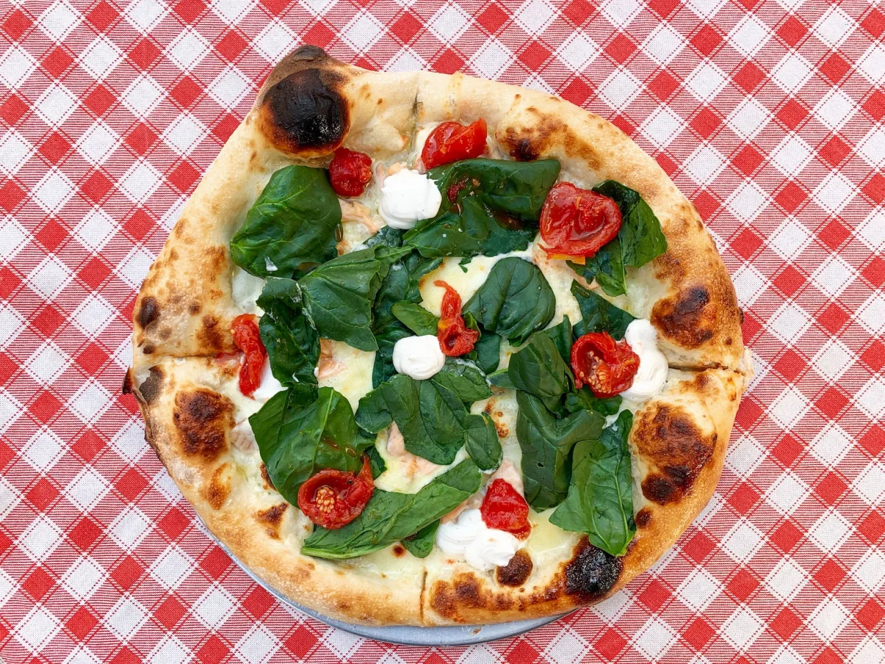 Zdjęcie Ile kosztuje pizza we Włoszech? Ceny, regiony i ukryte koszty