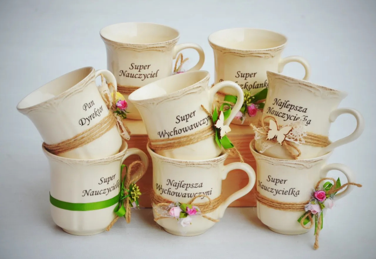 Zdjęcie Co kupić wychowawczyni na zakończenie roku szkolnego, by ją zaskoczyć?