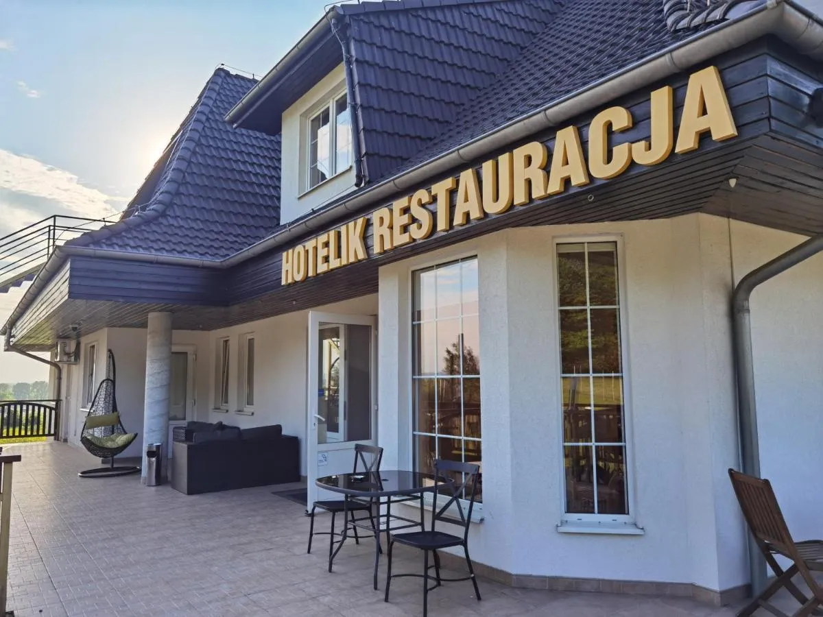 Zdjęcie Hotel Dworek Legnickie Pole – idealne miejsce na relaks i wypoczynek