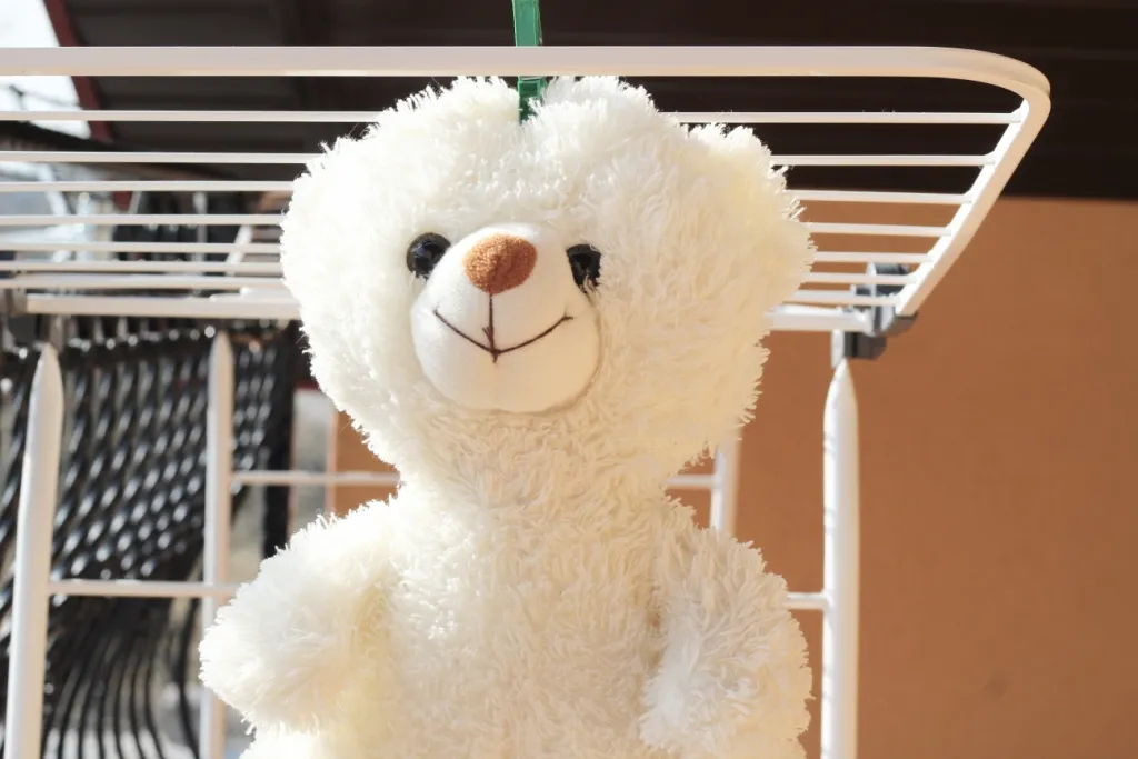 Zdjęcie Jak prać pluszowe maskotki, aby uniknąć zniszczeń i zachować czystość