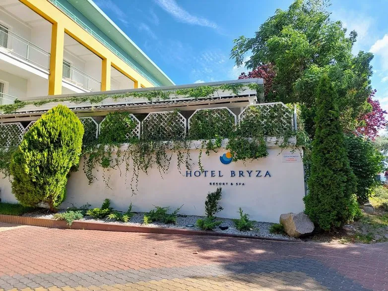 Zdjęcie Hotel Bryza – ile ma lat i jak zmieniał się przez lata?