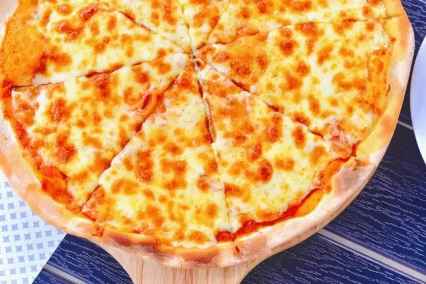 Zdjęcie Jak zrobić ciasto na pizzę jak z Pizza Hut, które zachwyci smakiem