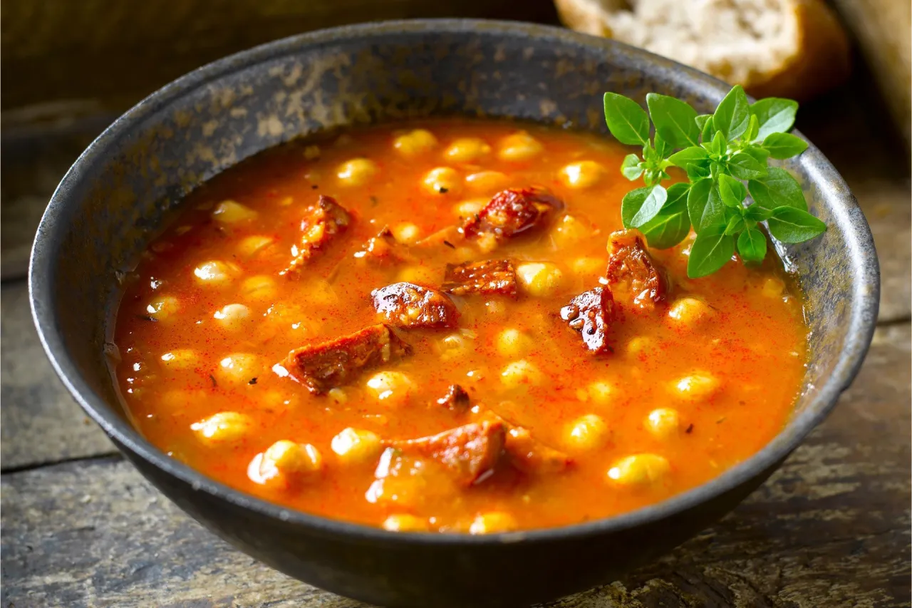 Zdjęcie Jak zrobić zupę z ciecierzycy, by była smaczna i zdrowa?