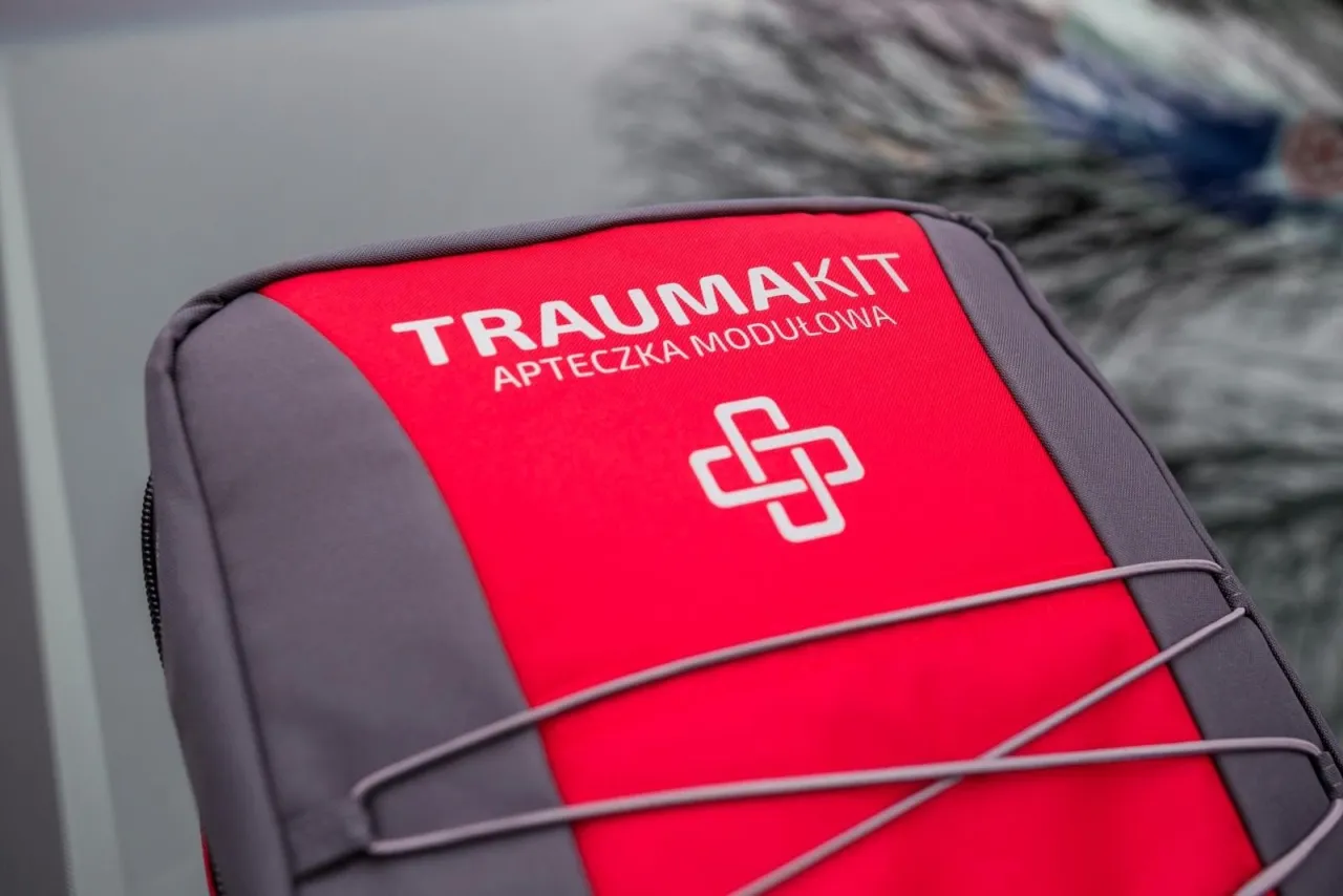 Zdjęcie Czy obowiązkowa jest apteczka w samochodzie? Przepisy i ważne informacje