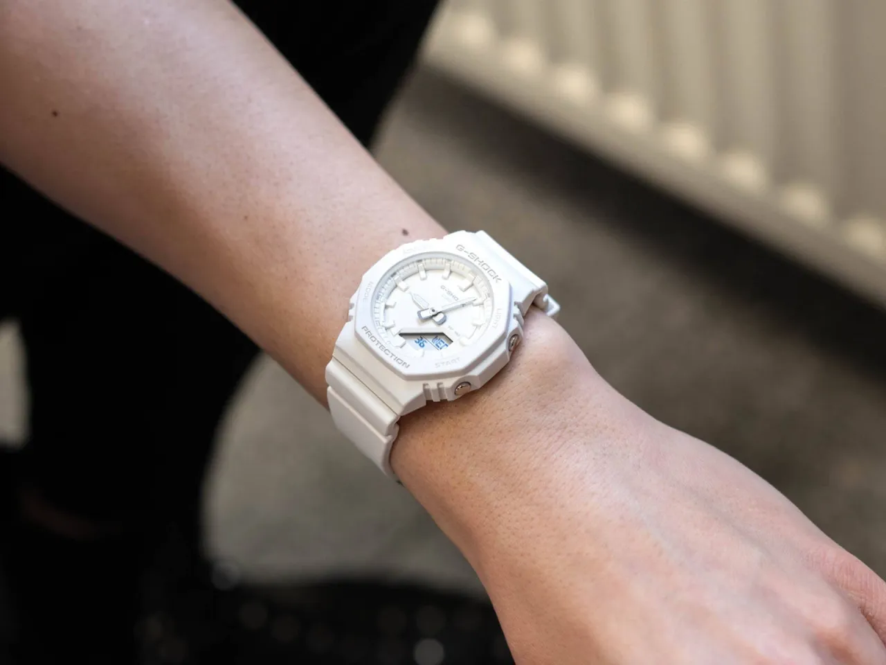 Zdjęcie Zegarek G-Shock damski biały – stylowe modele, które musisz znać