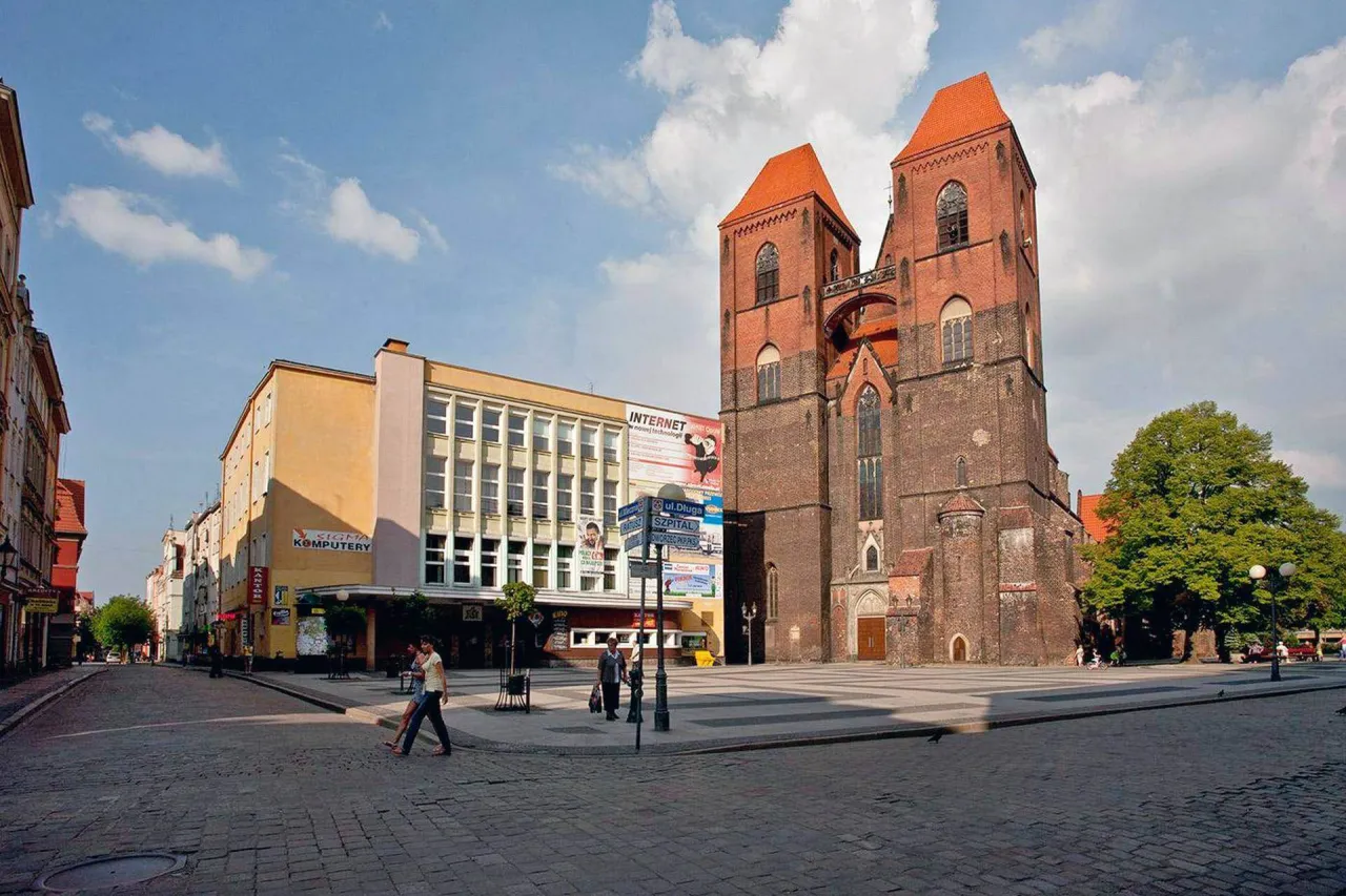 Zdjęcie Brzeg atrakcje: odkryj nieznane skarby historycznego miasta