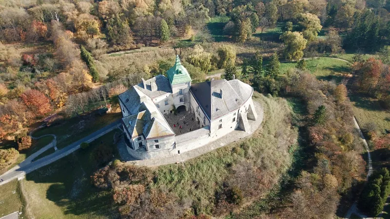 Zdjęcie Zamek w Olesku: Fascynująca historia i tajemnice kulturowe