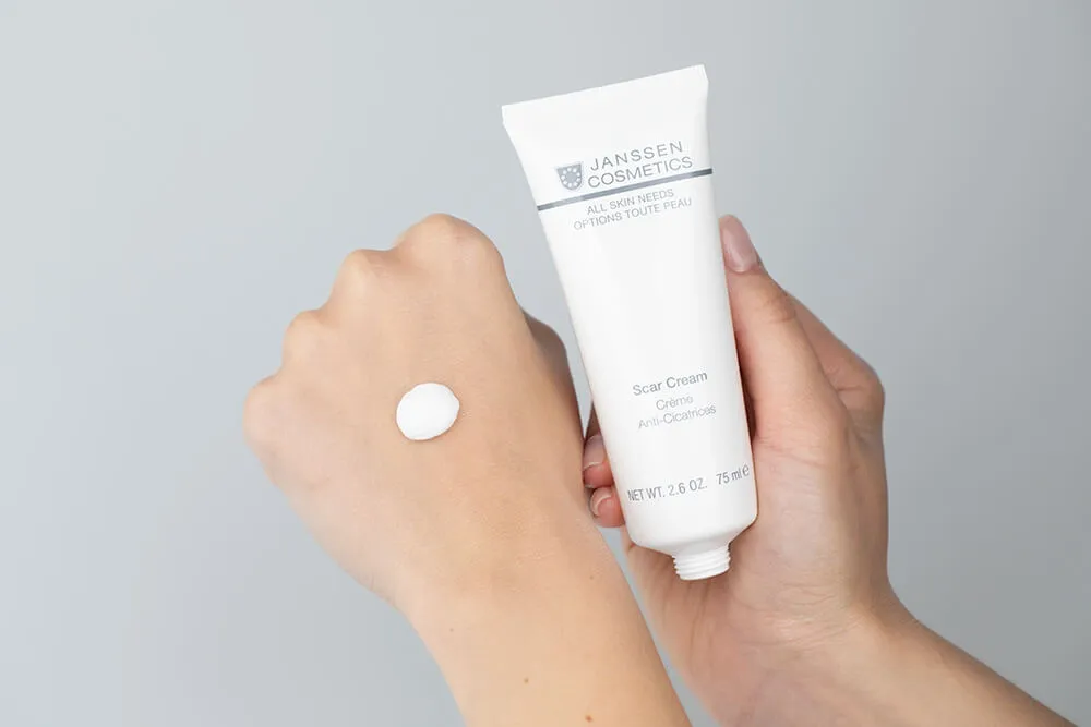 Zdjęcie Czym smarować bliznę po cesarce, aby skutecznie ją zminimalizować?