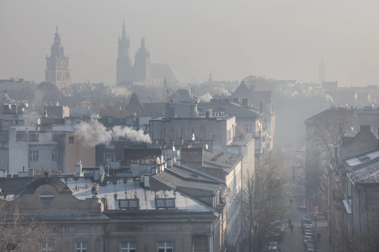 Zdjęcie Skąd smog w Polsce? Odkryj przyczyny i zagrożenia dla zdrowia