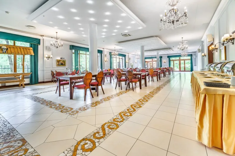 Zdjęcie Gdzie zjeść w Serocku? Odkryj najlepsze restauracje i smaki