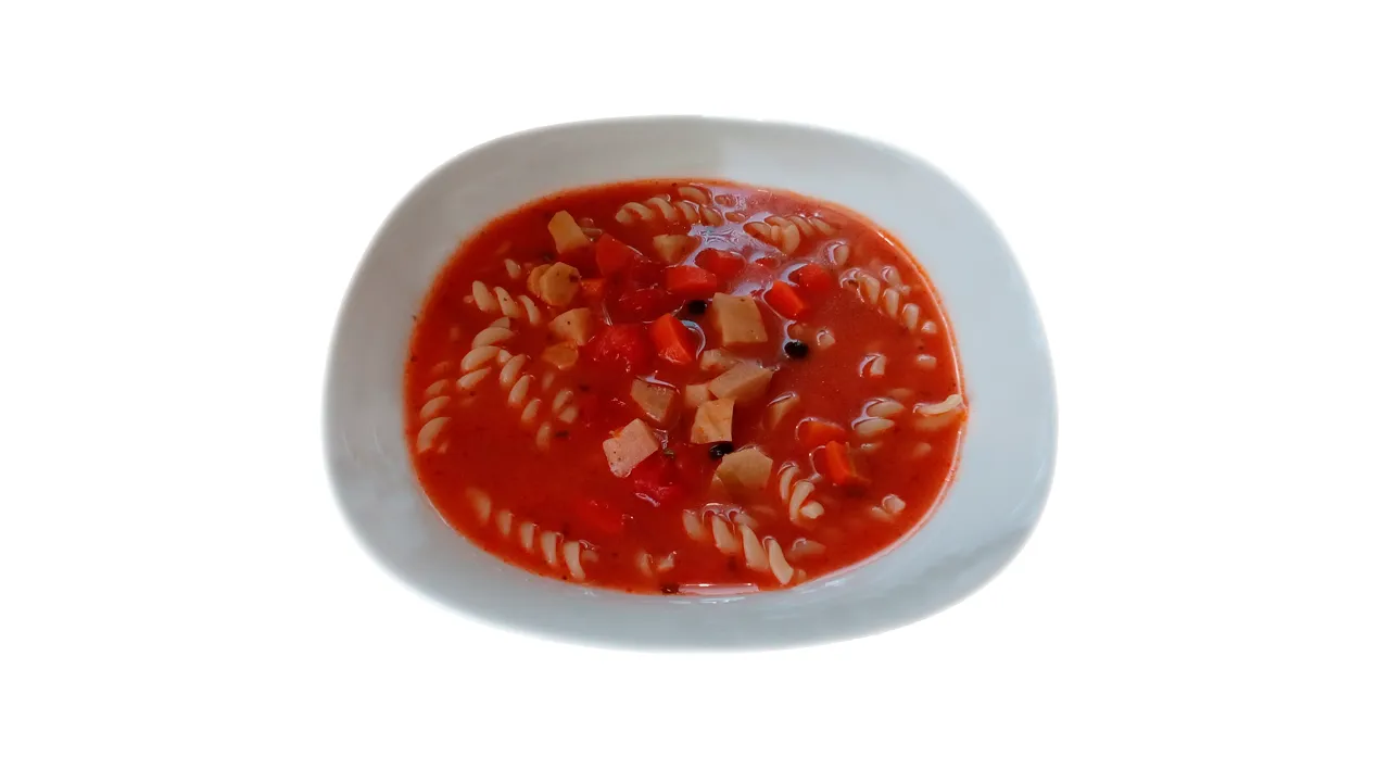 Zdjęcie Ile kalorii ma pomidorowa z makaronem? Zaskakujące różnice w kaloriach