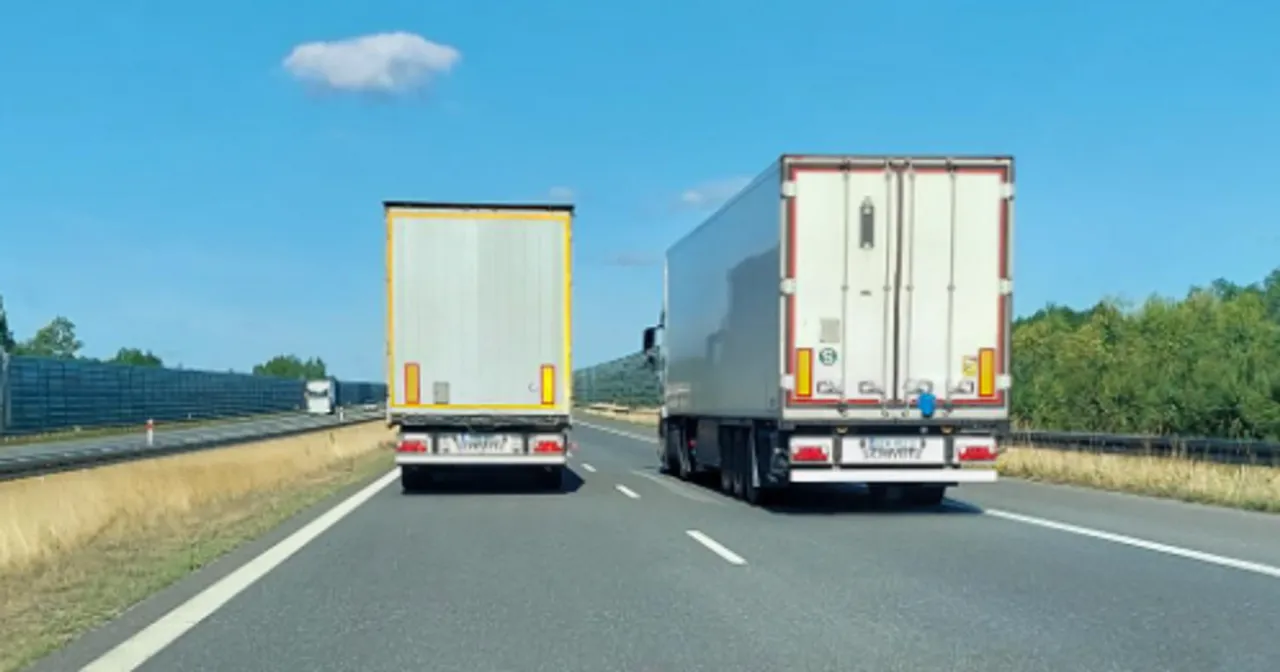 Zdjęcie Od kiedy zakaz wyprzedzania dla ciężarówek? Sprawdź nowe przepisy