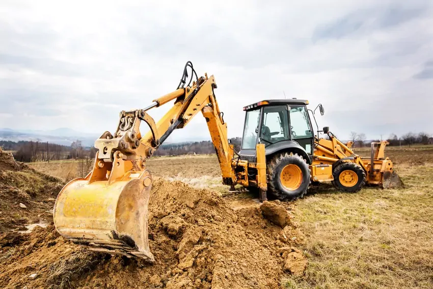 sprawdzanie koparko-ładowarki przed zakupem