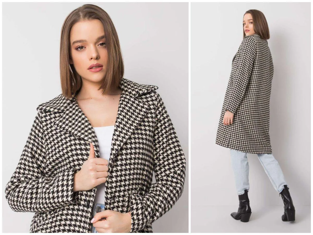 Płaszcz w pepitkę stylizacje ponadczasowy wzór