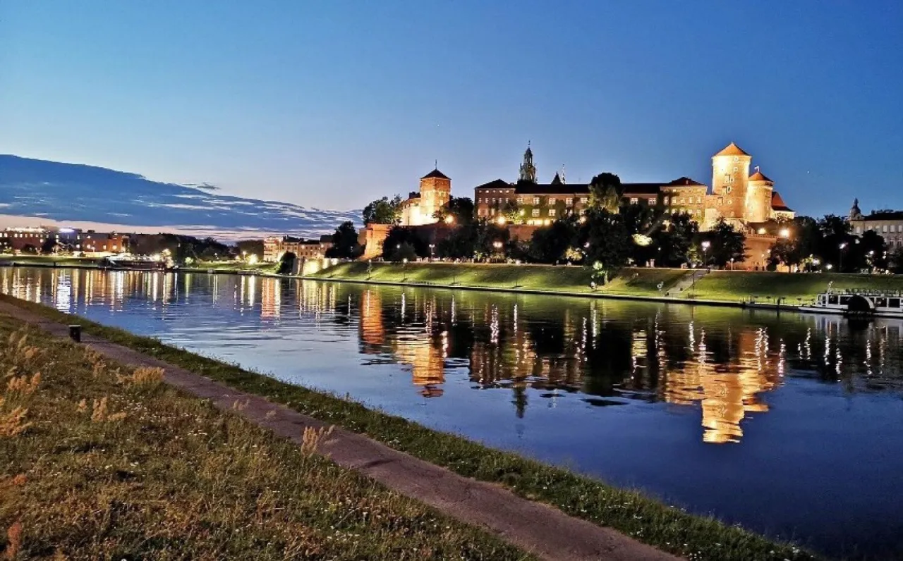 Romantyczny spacer bulwary wiślane Kraków