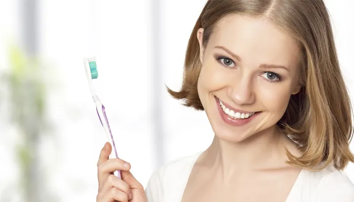 prawidłowa higiena jamy ustnej, szczotkowanie zębów