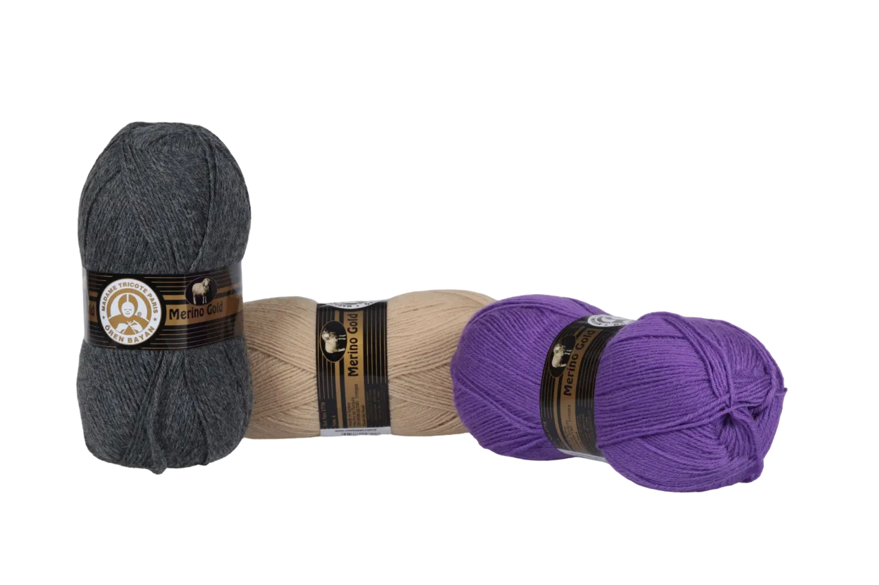 r&oacute;żne rodzaje wełny na swetry