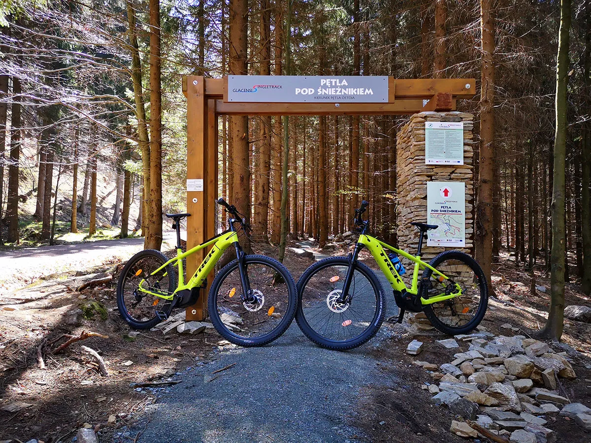 wypożyczalnia rowerów elektrycznych Międzygórze