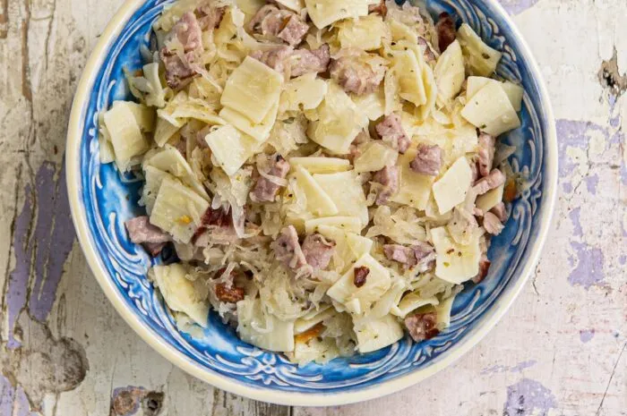 Makaron świderki, łazanki, muszelki i biały twar&oacute;g