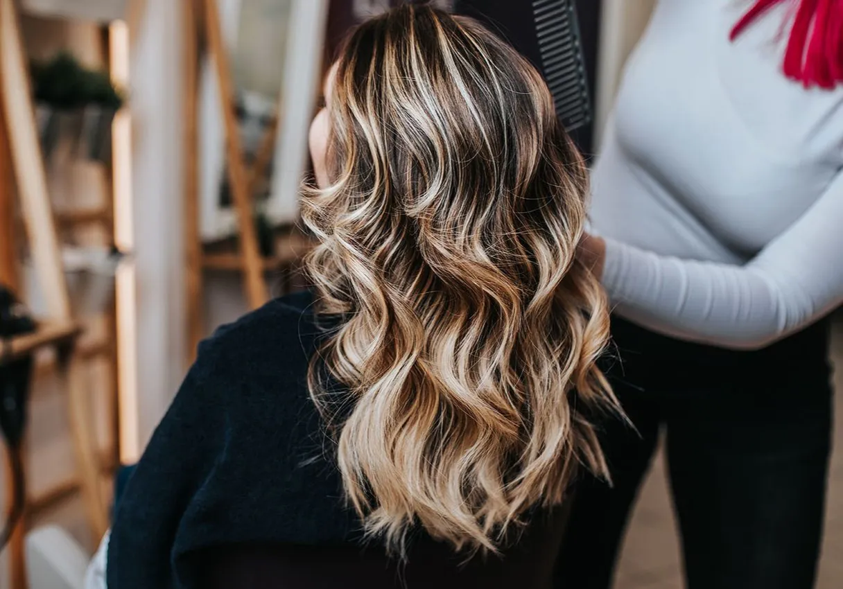 Friseur Balayage Technik