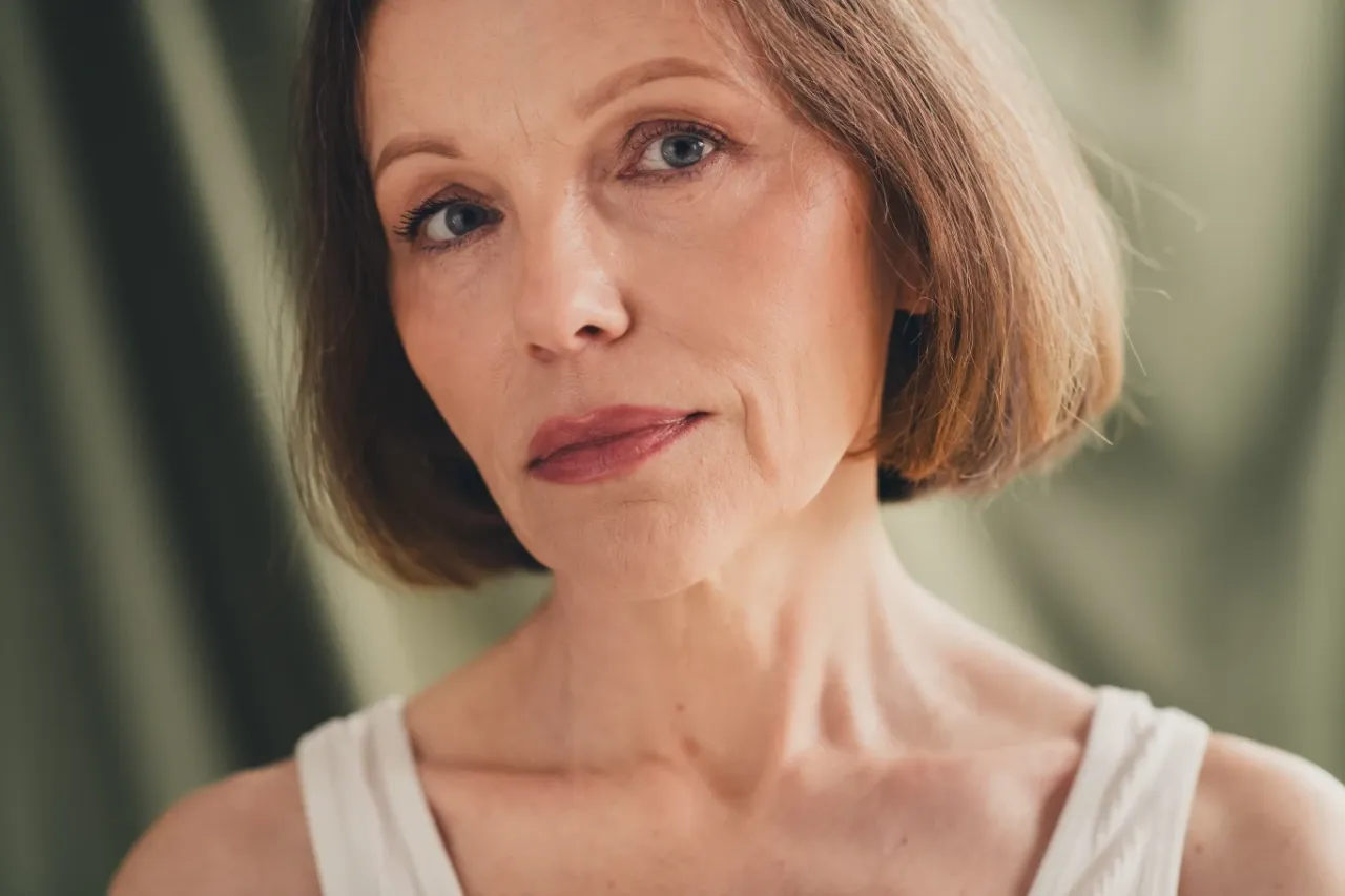 fryzury dla pań po 50 kształt twarzy