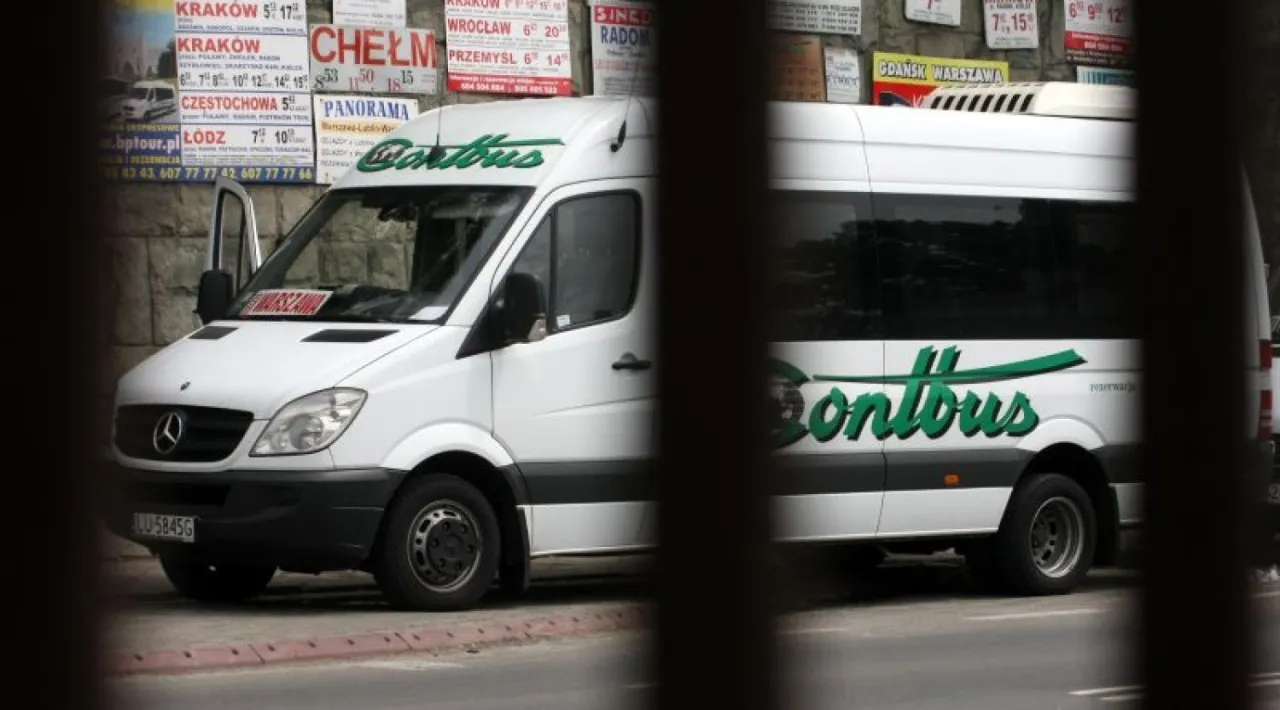 Przystanek Contbus Warszawa Marriott Dworzec Centralny