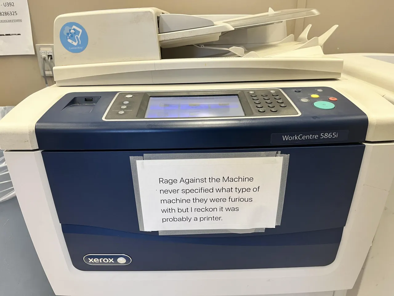 mem drukarka wściekły człowiek