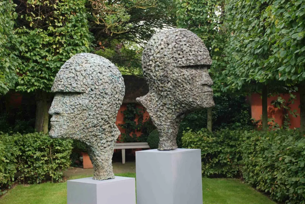 Moderne Gartenskulpturen Gesamtansicht